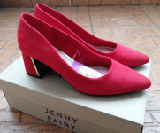 Crvene fine cipele