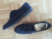 Kvalitet kožne cipele plave
