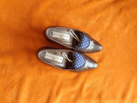 TAMNOSMEĐE KOŽNE SALONKE, 39