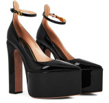 VALENTINO GARAVANI Tan-Go 155mm (15cm) (vel. 39)