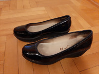 KAO NOVE Unisa cipele (broj 37)