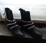 Zara nove kožne gležnjače