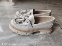 ženske cipele mokasine