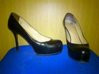 AKCIJA!!!ženske cipele Yves Saint-Laurent - original YSL