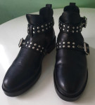 Gležnjače br. 38 H&M