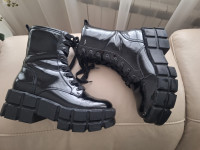 Buffallo cizme br 39