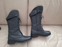 DR.MARTENS kozne cizme br 37