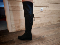 Duboke Čizme doslovno jednom nošene