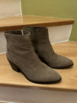 Kožne Pull&Bear cizmice br 38