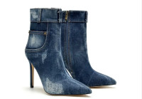 Nove traper čizmice NOVE