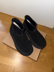 UGG mini dipper NOVEEE