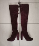 Visoke bordo ženske čizme, preko koljena, broj 38