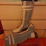 Ženske cizme br 39