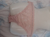 Nove ženske gaće Calvin Klein