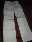 Bijele Amadeus hlače