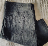 Crne hlaće vel 46 / 2XXL jeans kroj reljefne s elastinom NOVO