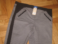 HLAČE  VEL.38/40  NOVO