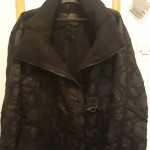 moderan crni kaput 42