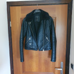 Original Guess faux leather jakna vel.XS, Tisak uključen