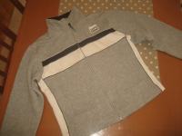 DECATHLON JAKNA ILI GORNJI DIO TRENIRKE VEL.42