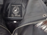 Ženska kožna jakna