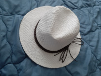 Novi DiSiMi šešir