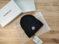 Zenska kapa Moncler