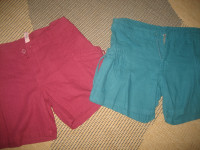 NOVE HLAČICE VEL.38/40