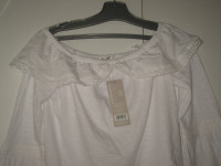 BIJELA MAJICA S ČIPKOM I VOLANIMA VEL. L - NOVO