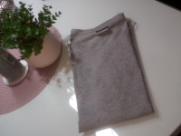 SIVA MAJICA vel. S , M , L  - NOVO - kratki rukav