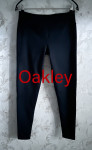 Oakley - M