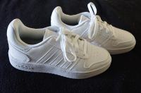 Adidas tenisice bijele originalne- 35,5 broj - Potpuno nove!
