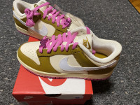 Nike Dunk Low Just Do It Pink