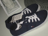 PLAVE TENISICE BR. 37 - NOVO