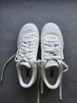 Puma tenisice br 40