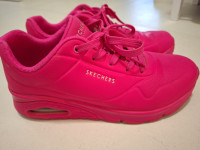 Skechers pink tenisice