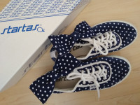 startas 37 plave s točkicama