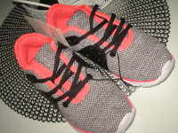 TENISICE BR. 36 I 37 - NOVO