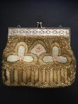 CLUTCH Vintage efektna torbica od zlatnih perlica sa lancem ručni rad