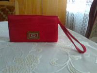 ESCADA ORIGINAL !! Crvena