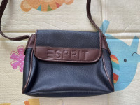 Esprit crna torbica preko ramena
