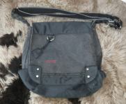 Esprit torbica ženska torba 35x35 cm,lagana, 5 eura ,Zg