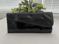 Lakirana pismo/ clutch torbica / RASPRODAJA