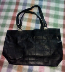 Praktična ženska torba povoljno