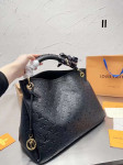 Ženska torba torbica  Louis Vuitton