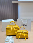 Ženska torba torbica Loewe
