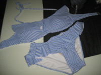 KUPAĆI KOSTIM VEL. S/M - NOVO