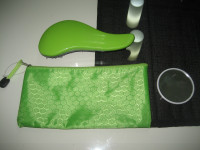 ZELENI LOT - KOZMETIČKA TORBICA + ČEŠALJ + OGLEDALO - NOVO
