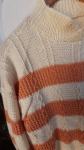 NOVI ručno pleteni pulover bijelo-naranč. L/42