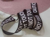 CRNI REMEN S NATPISOM VEL. 100 i 110 cm - NOVO